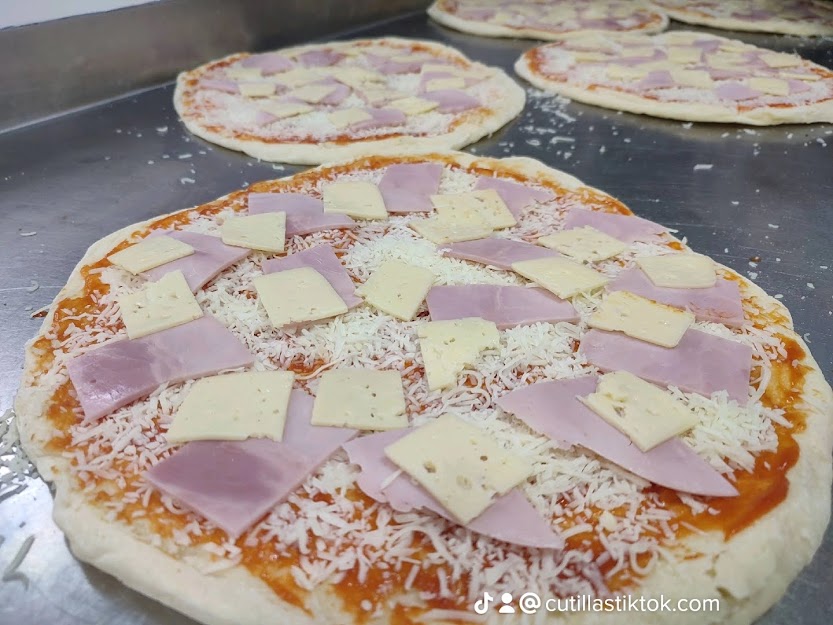 PIZZAS CASERAS